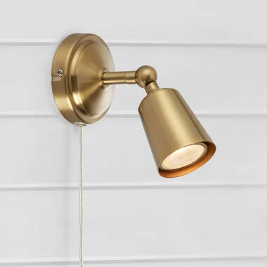 Tiny Single Wall Spotlight with Plug