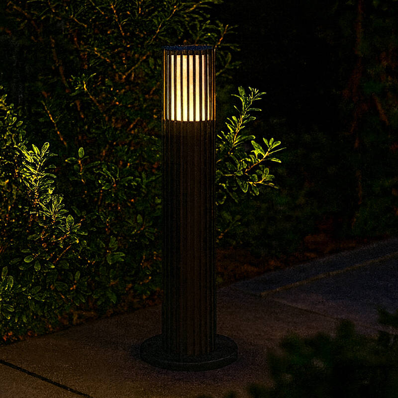 Image of EasyFit Core 12v Garden Lights - Fuchsia LED Outdoor Post Light