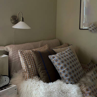Vela Wall Light with Plug