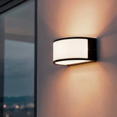 Edit Lenir Outdoor Flush Wall Light