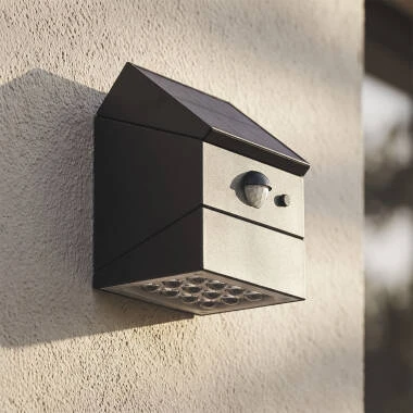 Suri Twist 2.5W Solar LED Wall Light with PIR Sensor